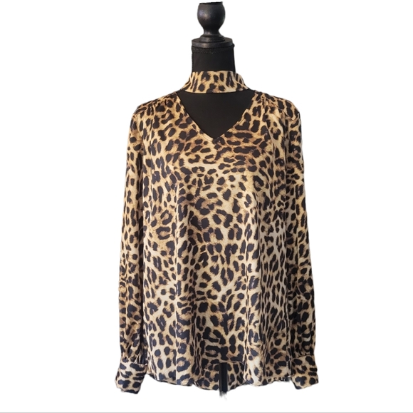 Vince Camuto Tops - Vince Camuto Blouse